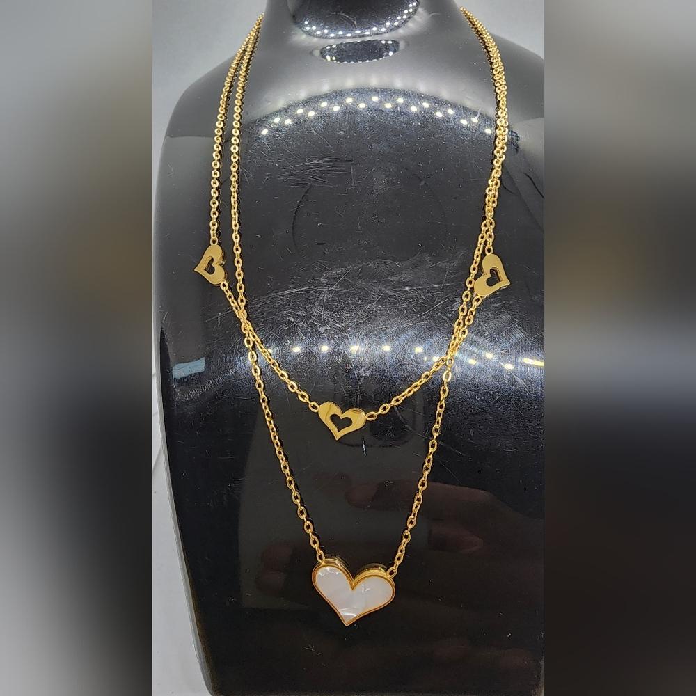 Gold Heart Pendant Necklace